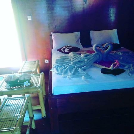 Lia Jaya Bungalows Gili Meno Buitenkant foto
