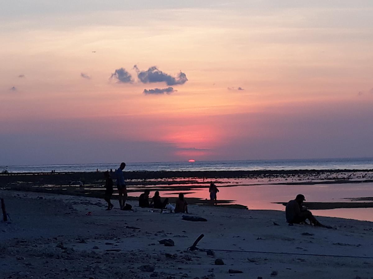Lia Jaya Bungalows Gili Meno Buitenkant foto