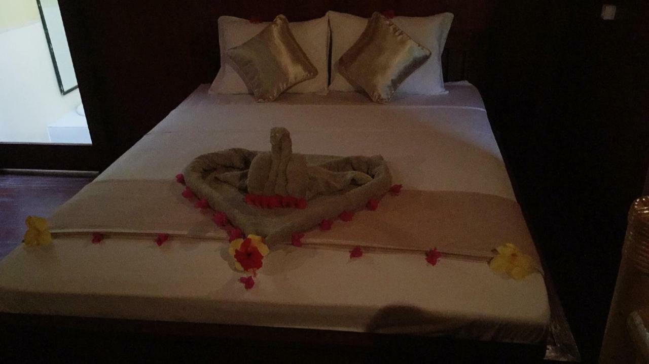 Lia Jaya Bungalows Gili Meno Buitenkant foto